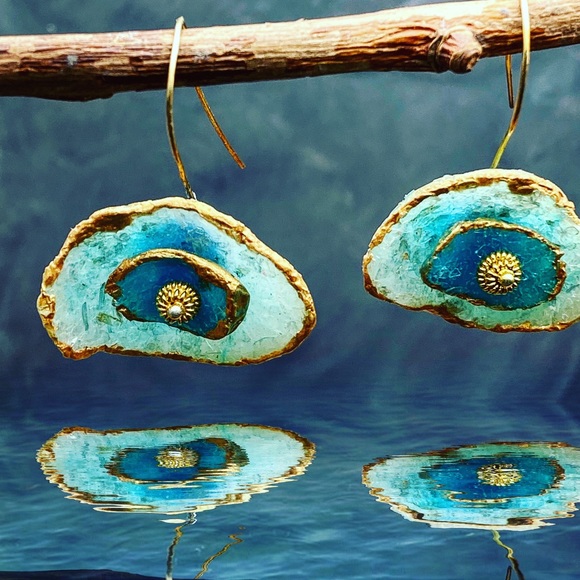 Matana Handmade Organic formed circle earrings - Picture 3 of 5